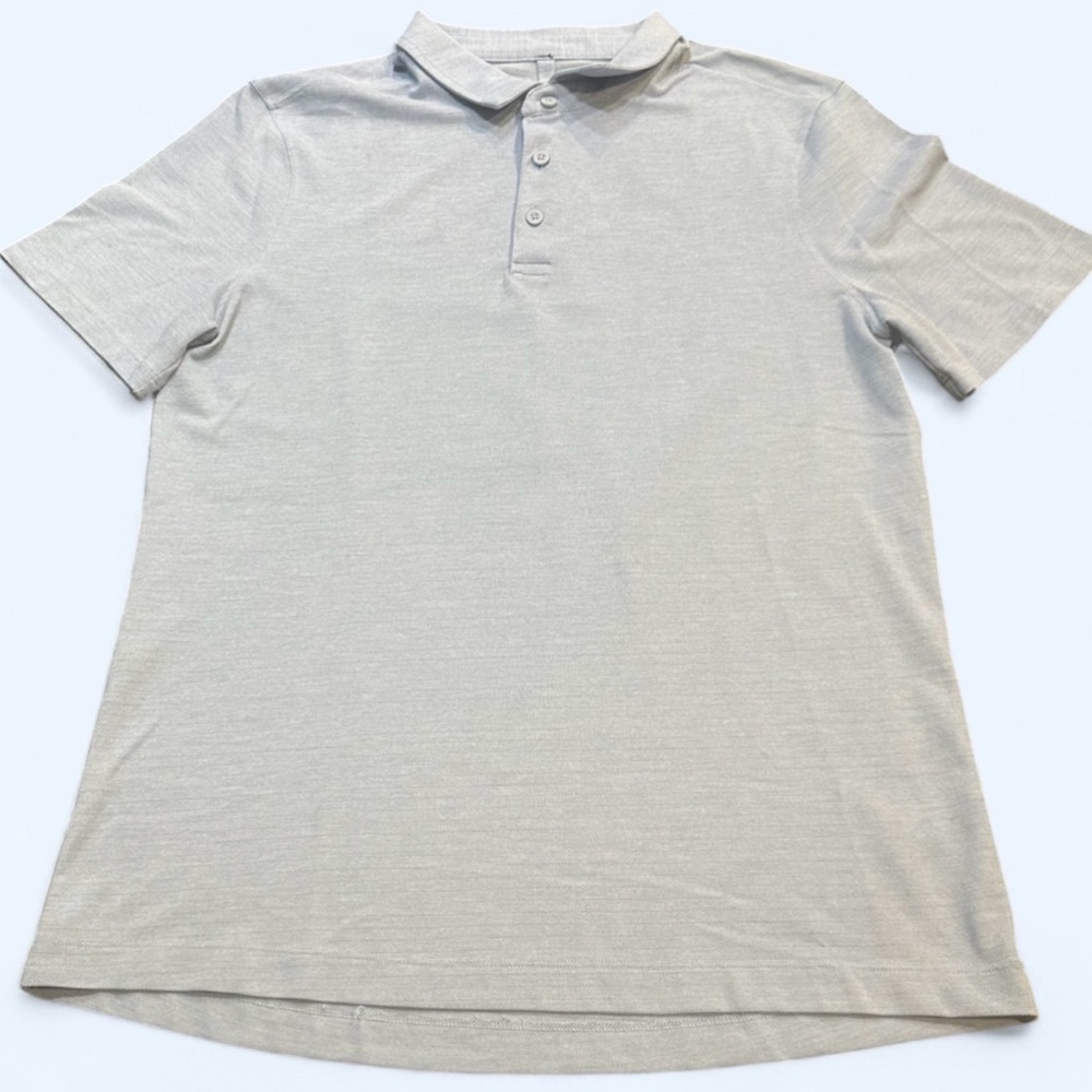 Lululemon Men’s Size Medium Light blue polo shirt